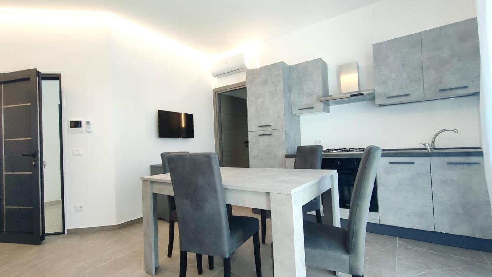 Villa Borghesi Suites Fronte Mare Rimini Exterior photo